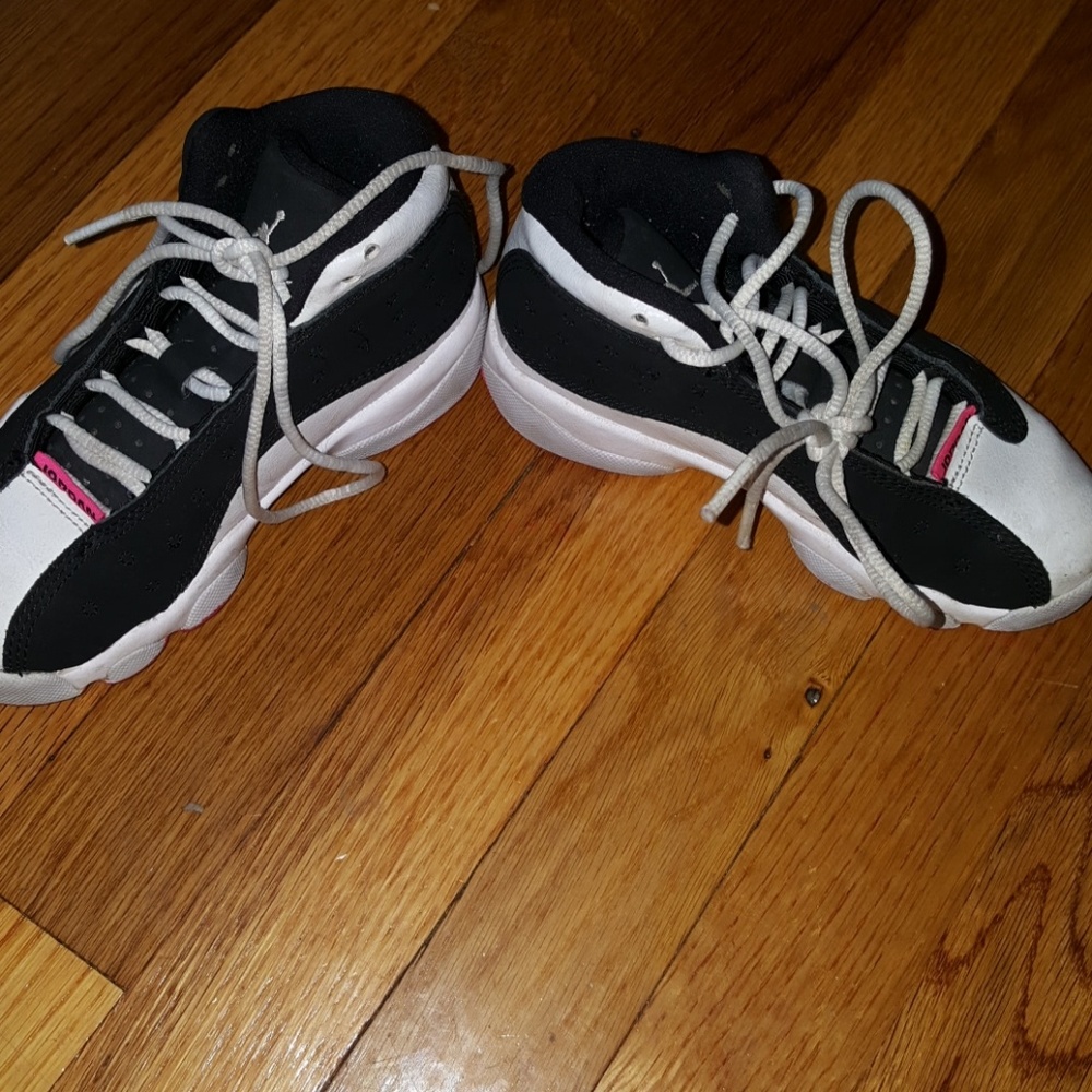 Girls Jordan sneakers - used